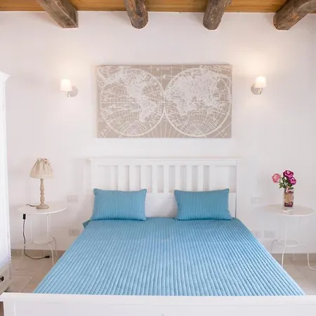 Bed and Breakfast Room's Cacamece